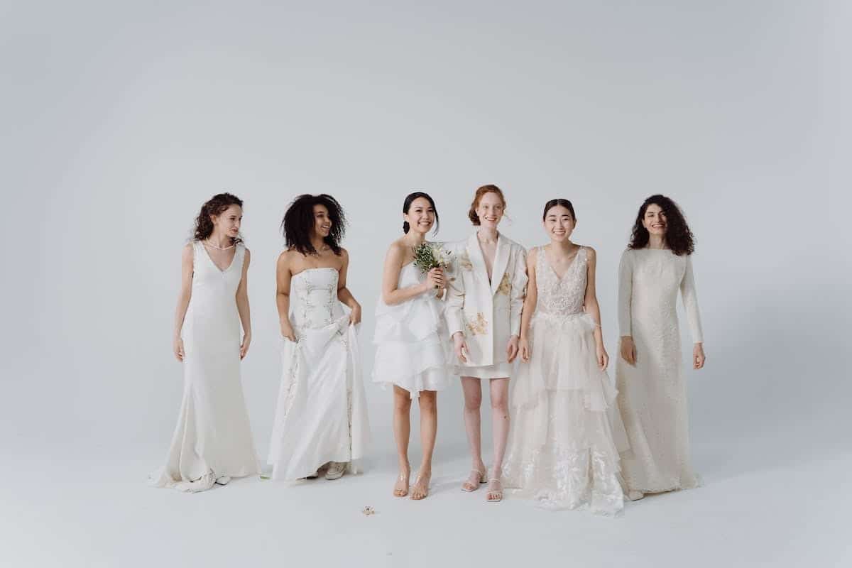 Comment entretenir sa robe blanche de mariage après le grand jour