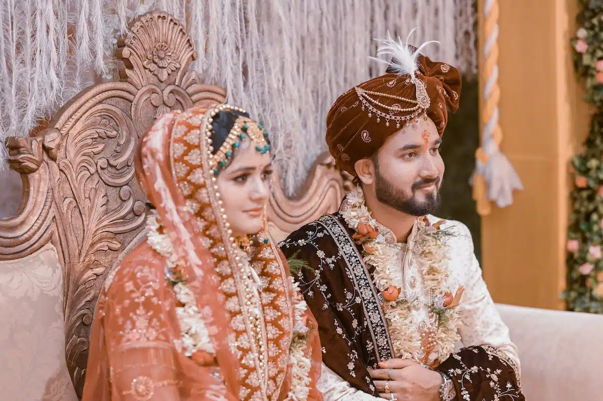 Intégrer les traditions de mariage du monde entier : Richesse des histoires et symboles pour une cérémonie unique